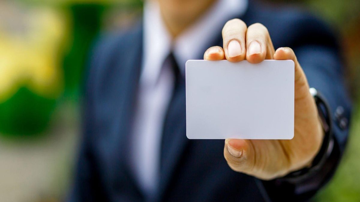 Tips to choose the type of Business card