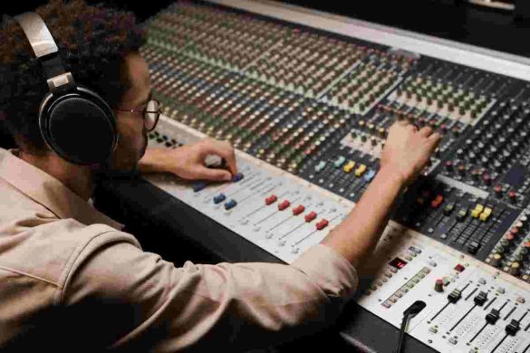 What are the benefits of being a sound designer